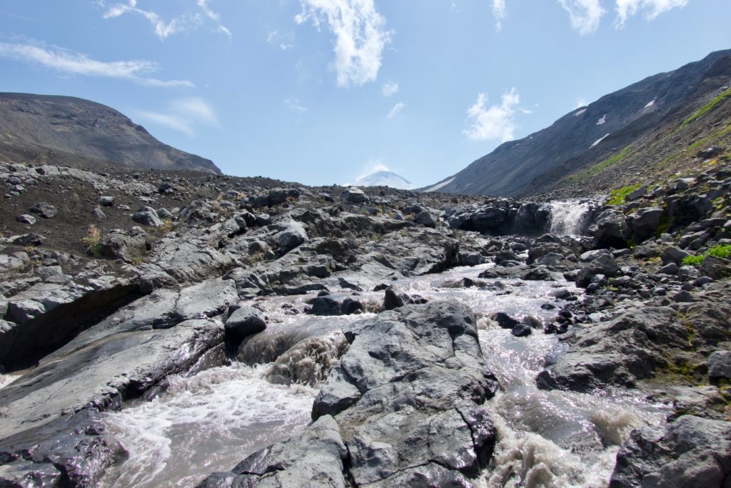 Abstieg vom Gletscher Pichillancahue